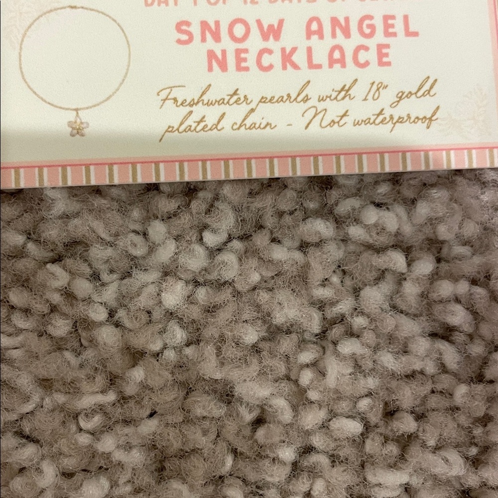 Lex Noel Necklace - Picture 4 of 5
